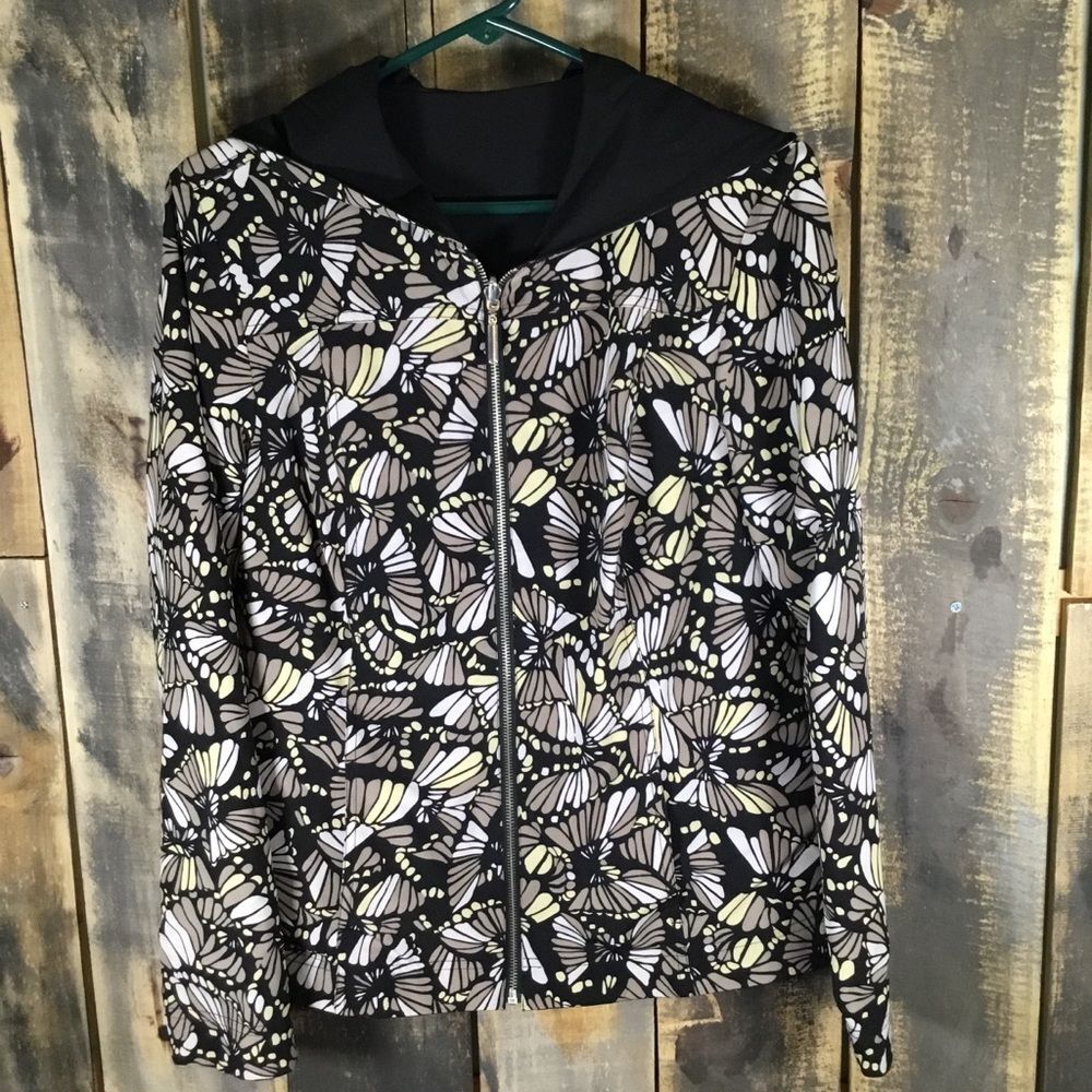Lightweight reversible windbreaker raincoat women’s size small